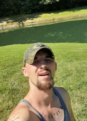Country, 35, United States of America, Danville (Commonwealth of Virginia)
