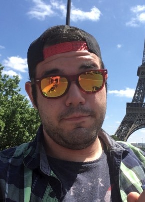 Rafy, 28, République Française, Paris