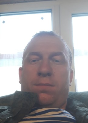 Сергей из Ярославли 44 года