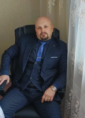Андрей из Новоалтайска 48 лет