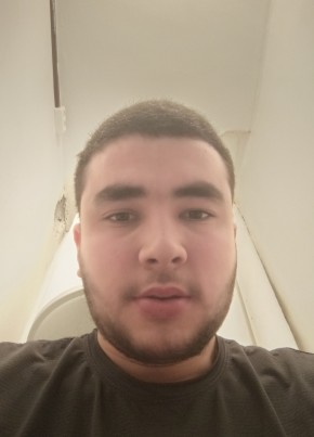 Магамед из Екатеринбурга 19 лет