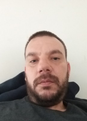 John, 37, United States of America, Manchester (State of New Hampshire)