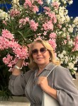 Elena, 57, Moscow