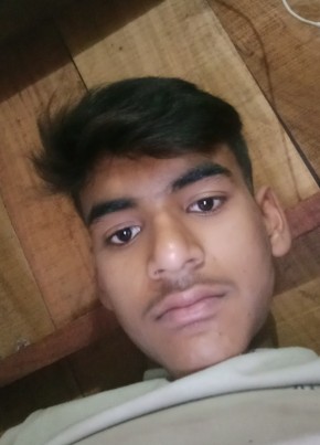 Ram Chandra, 19, India, Raipur (Chhattisgarh)