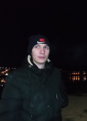 Денис, 23, Россия, Севастополь
