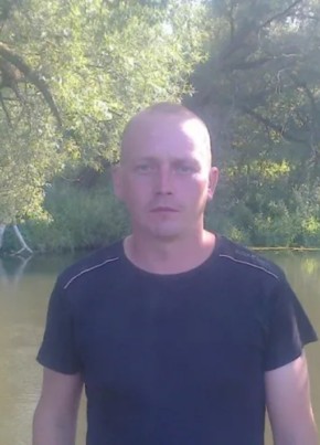 Игорь, 36, Россия, Волхов