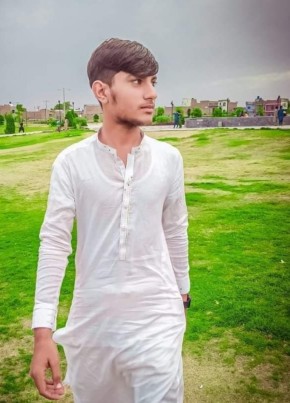 HARIS KHAN, 19, پاکستان, پشاور