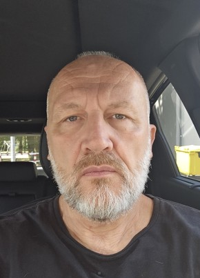 BRoker из Frankfurt am Main 53 года