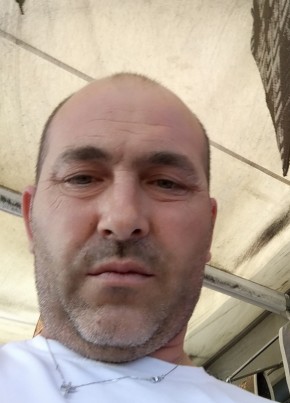 Giovanni, 42, Repubblica Italiana, Santa Maria Capua Vetere