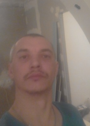 Александр, 46, Россия, Альшеево