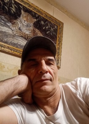 Davlyat Sharipov, 54, Russia, Moscow