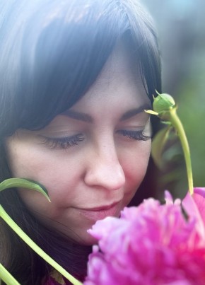 Оксана, 41, Россия, Нижневартовск