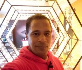 طارق البنهاوى, 46, Al Jizah