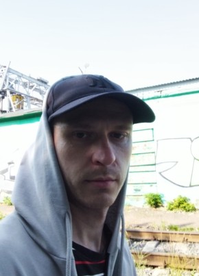 Aleksandr, 32, Russia, Ufa