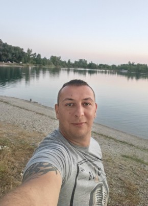 Krki из Koprivnica 32 года