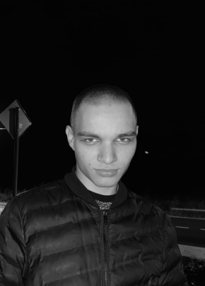 Artur, 19, Russia, Ivanovo