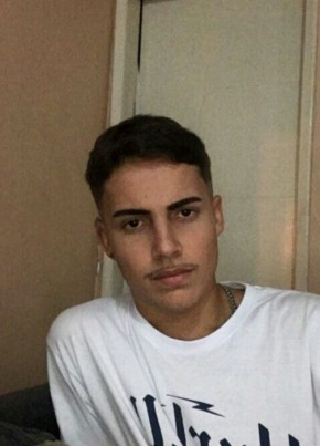 Lucas из Novo Hamburgo 19 лет