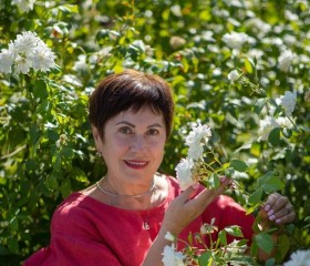 Ludmila, 68, Saint Petersburg