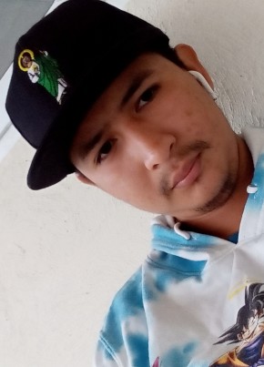 Rene López из Nueva Guatemala de la Asunción 26 лет