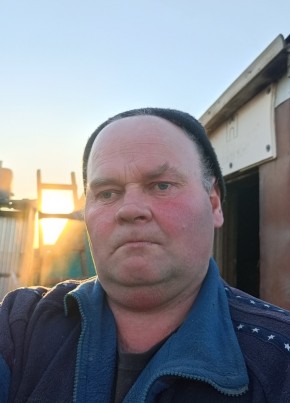 Павел из Новоаннинския 47 лет