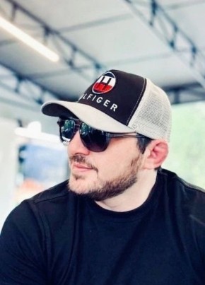 Артур из Владикавказа 37 лет