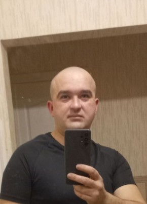 Oleg, 37, Russia, Voronezh