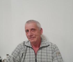Олег, 67 лет, Warszawa