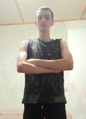 Павел из Опочки 23 года