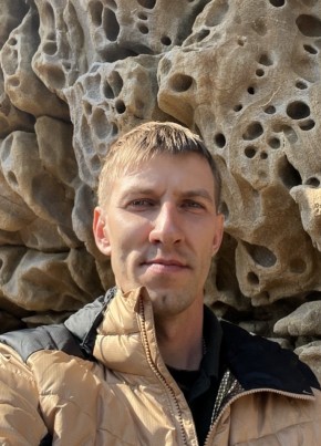 Артём из Севастополи 33 года