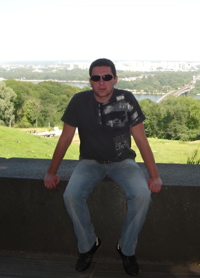 Dmitriy, 51, Russia, Moscow