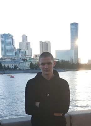 Андрей из Железногорск (Красноярского край) 20 лет