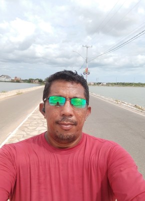 Walney da Silva из Areia Branca 44 года