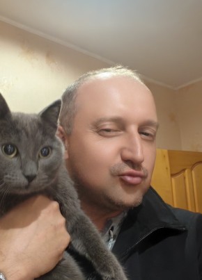 Илья