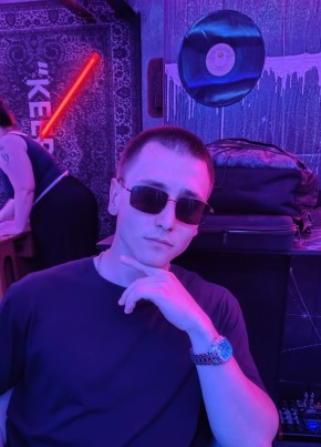 Dmitry из Rīga 24 года
