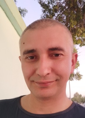 Artem Obukhovskiy, 30, Uzbekistan, Qarshi
