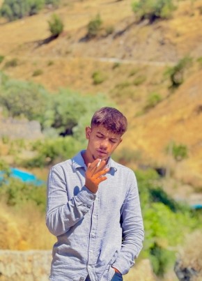 Roşat из İzmit 23 года