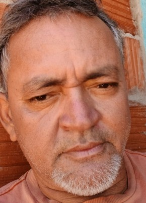Assis из Floriano 54 года