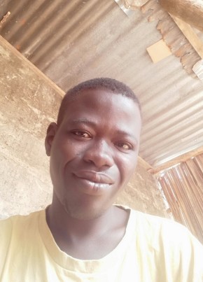 Daniel из Lomé 26 лет