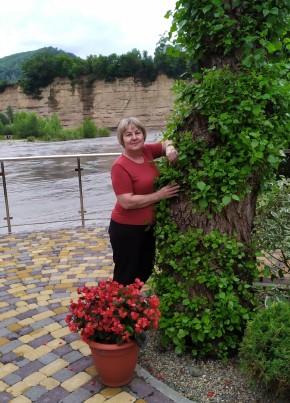 Римма, 59, Россия, Таганрог