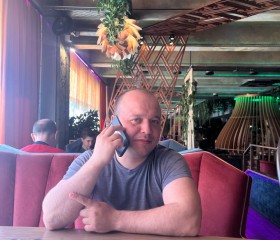 Petr, 33, Yekaterinburg