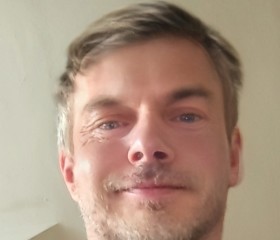 Paul, 33, Birmingham