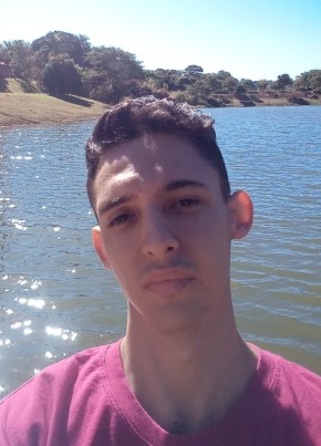 Robert, 23, República Federativa do Brasil, Uberaba