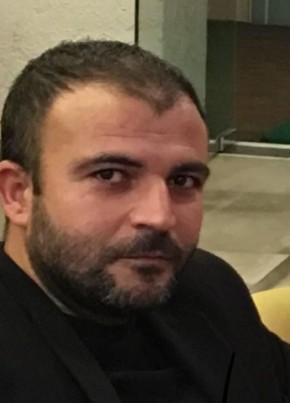 Erdal, 40, Türkiye Cumhuriyeti, Turhal