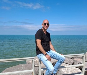 Laurent, 45, Nivelles