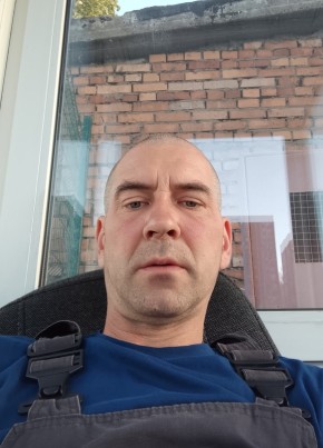 Егор из Санкт-Петербурга 42 года