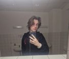 Slavik, 19, Dresden
