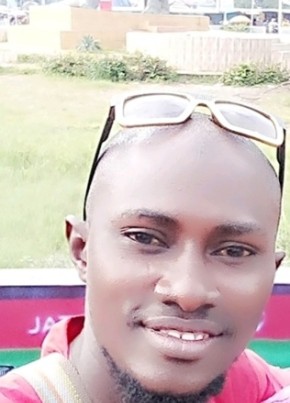 Conde ousmane , 34, République de Guinée, Conakry