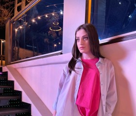 Yana, 28, Talmenka