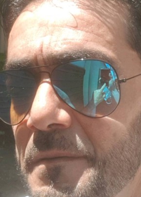 Ghani, 53, France, Cachan