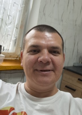 Дмитрий из Москвы 39 лет